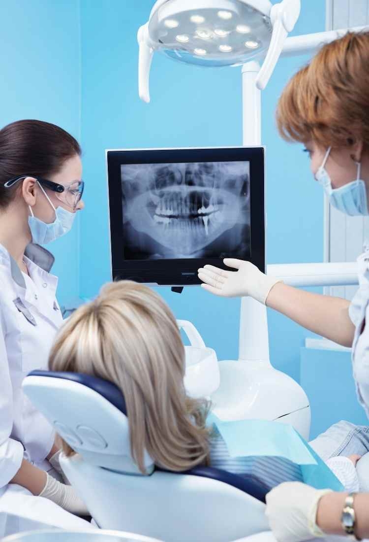 The Art of Ayurvedic Massage: Benefits and Techniques